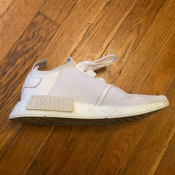 ADIDAS Women’s NMD R1 Triple White Size 9 - Picture 10 of 11